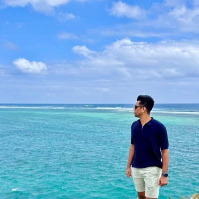 shambolic03's profile picture. f(x) = |x| ; hopeless optimist, king of typos