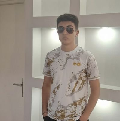 xlaffyn's profile picture. Yavuz Selim Boztepe 15 yo 🇹🇷
Playing CS2 for ...?
