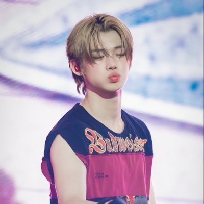 cotosuke174823's profile picture. ヨンジュンの歌ってる時の眉間が好き🦊