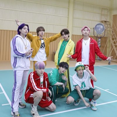 StarGarden111's profile picture. 🎞️📺📚🎨🖌️BTS📔🌕🌯🍱🍜🥭🍁{21+ only please} (Please do not use or reference my tweets without consent)