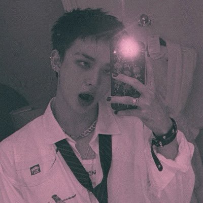 ninoononie_'s profile picture. i make wallpaper sometimes — only when i feel like it ˘͈ᵕ˘͈