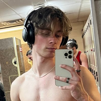 SatexR6's profile picture. R6 for ? | 23