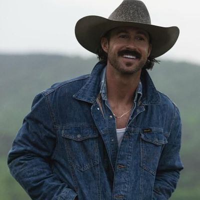 RileyGreen38374's profile picture. musician 🎵