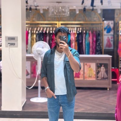 theshiningboh's profile picture. Smtms brutal/pretentious/honest/critique