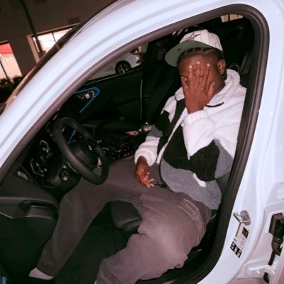 traesospiffy's profile picture. Seahawks / 🏈 coach, enthusiast