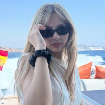 lisademanoban's profile picture.