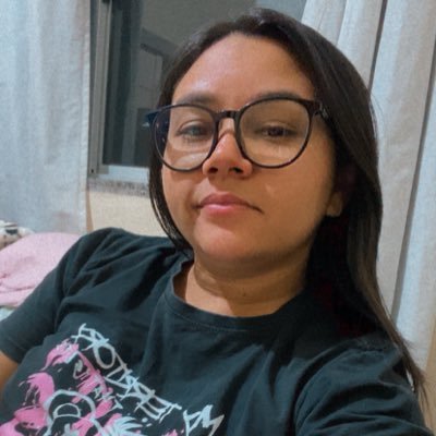 ElisianeLi90256's profile picture. 