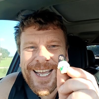 nolasl8225's profile picture.