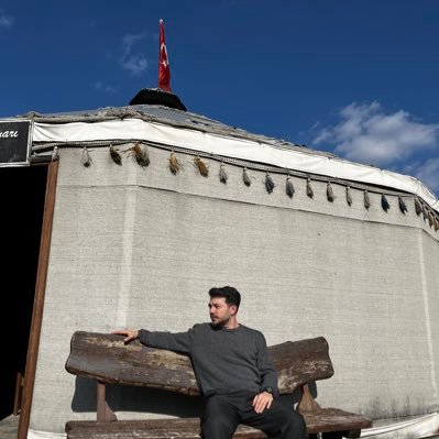 leventkarad's profile picture. 