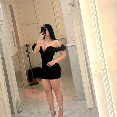 JulieGarza73618's profile picture. 