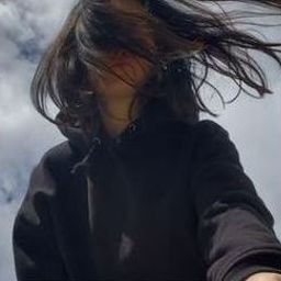 guirxe31594's profile picture. 