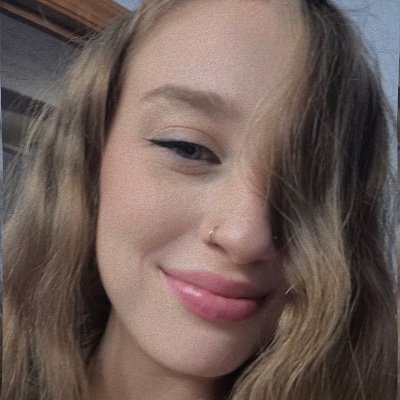 zanzi0's profile picture. My Favorite: @1_GoddessSerena