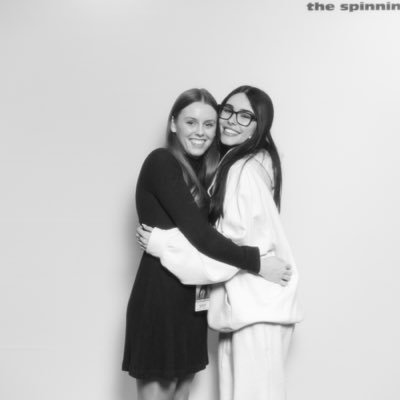 jojolovesmusicx's profile picture. Just remember that we lay under the same stars🌃 Member of the Mendesarmy since 2015❤️