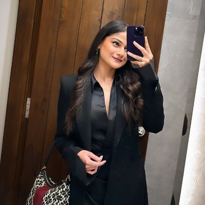 Ishita105's profile picture. Driven entrepreneur, breaking barriers, building dreams. Empowering success with style & strategy.  And judge me when you are perfect.🍂💐