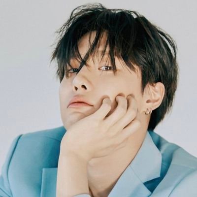 lovezzwdz's profile picture.
