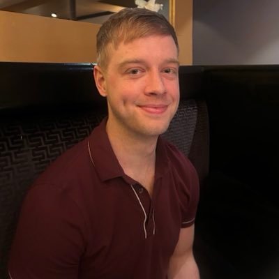 imjustinrandall's profile picture. comedian & cool gay guy
