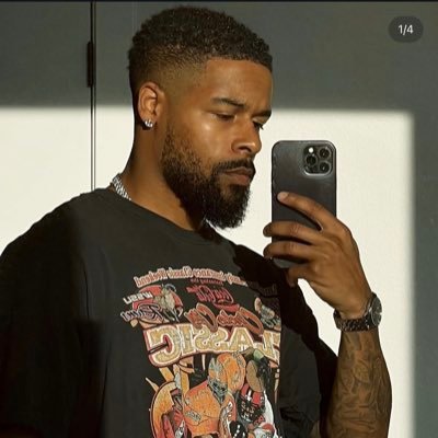 ProdByRowan's profile picture. Platinum Producer 💿