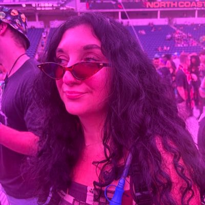 gabbie_capp's profile picture. all bills, no thrills, deep wubs