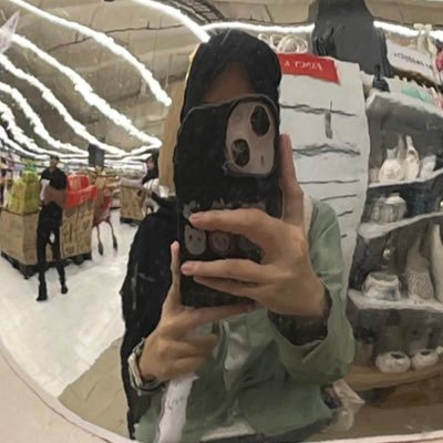 stariestta's profile picture. 