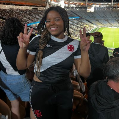 madufonsecas's profile picture. good things come to those who wait.              
UFRJ | @vascodagama