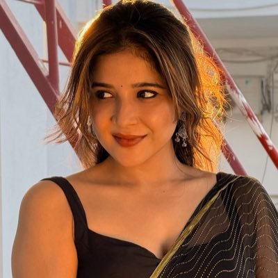 ssakshiagarwal's profile picture. The Kaala girl who is out there to make her own mark and of course tweet more