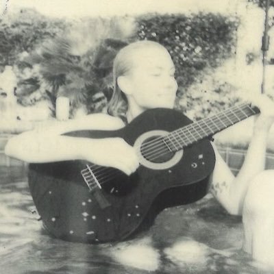 acabouchorsre's profile picture. the jazz saves. escrevo sobre jazz no link abaixo!