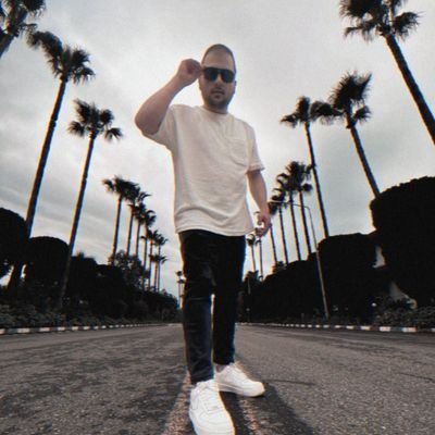 peyhaj's profile picture. تا به سخن آمدیم ، میل سخن نیست دِگَر | توییت هام (https://t.co/nMmhb4jyGO)