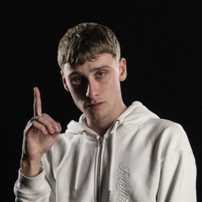 karolat12345's profile picture. 