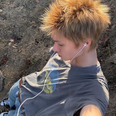 Martinpics_'s profile picture. 𝗖𝗢𝗥𝗧𝗜𝗦 코르티스 MARTIN 🇨🇦🇰🇷 — 2008.03.20 BIGHIT MUSIC