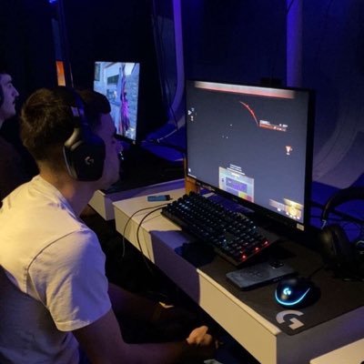 Veqaa__'s profile picture. Call of Duty Player for