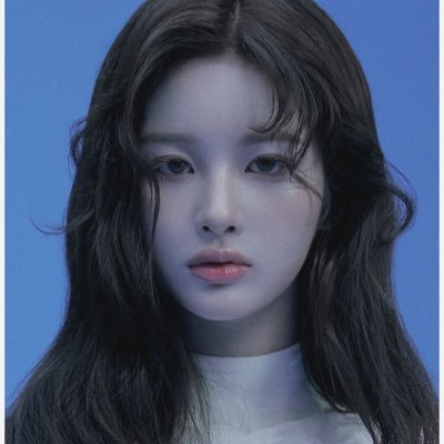 kpophittwt's profile picture. hit and hate tweets