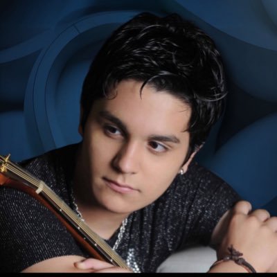 cloudssantana's profile picture. conquistando o impossível.
👑