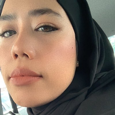 Azriantiaziz's profile picture. 