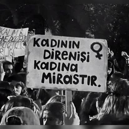 ribellekadinn's profile picture. sa