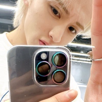 jejuiry's profile picture. 🍏. 𝓉hefirstfuit (704) .. 🗯️ , Ⓜ️𝒶rk Lee supremacy •̑‧̮•̑ 🐯♥️ ! 𝓂y youth fill with dream 👩🏻‍❤️‍💋‍👩🏼🍥🪸 ⋆₊˚⊹ ࿔⋆ #MARK 📲🍉 #WOOCHAN 🥋📨