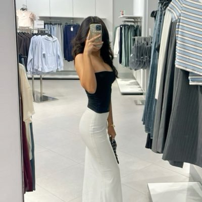 dulchrnndz's profile picture. 🍸🦩🍒❤️‍🔥 | ig: dulxhrnndz