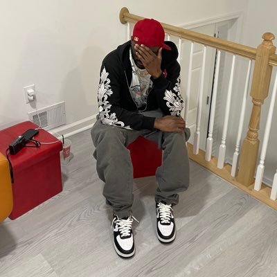 DzzzDayz's profile picture. Designer