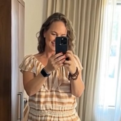 Elle_in_Texas's profile picture. Texas gal with a ❤️for God, Family & the USA! Sunset seeker, memory maker & daily Wordle. Proud 3x Trump voter🇺🇸🇺🇸🇺🇸Romans 3:23