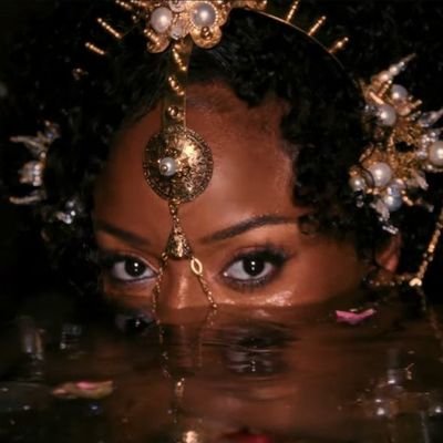 Ninicapriii's profile picture. https://t.co/flieFd7Af0