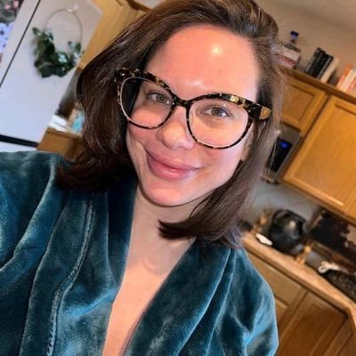 SherylC5230's profile picture. 