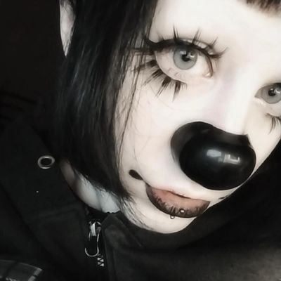 Sylpheline_2501's profile picture. 25 || FR/ENG || Autistic Sapphic || Down to Clown || BJD/Pullip || Art account : @Sylladex_2501