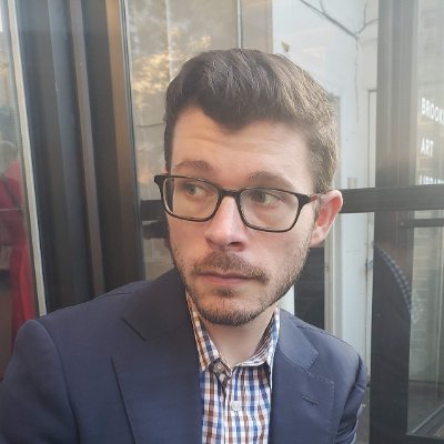 themaxburns's profile picture. 