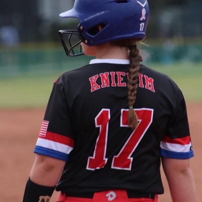 aeksoftball17's profile picture. hernando high #17 (2028)/4.36 gpa/tri-sport athlete/Lady Bombers Delgado-Picard #17 aubrey.knierim2028@gmail.com