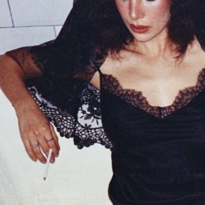 nicolesamudio's profile picture. el mundo es mi ostra