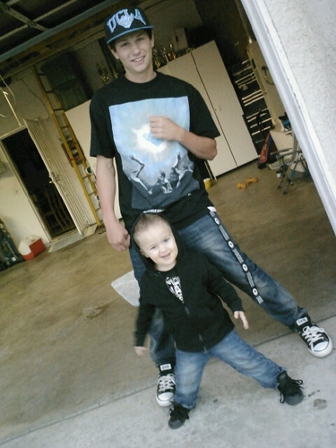 Zack_Man2's profile picture. Aint your size that matters its the size of your heart:) #teamsingle