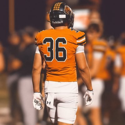 HaydenMurrell_'s profile picture. 6’3 225lbs | TE | Springtown TX | Class of 2027 | 325 bench | hayden21murrell@yahoo.com | 682-847-0965 |