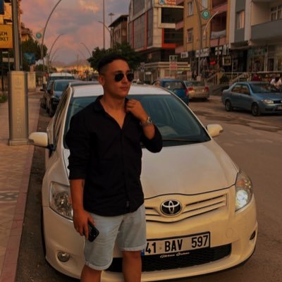 gorkemozhn1903's profile picture. 1903