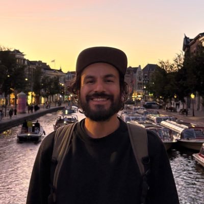 jesanchezsua's profile picture. Software Engineer · Creative Coding + Cognitive Science · 🇨🇴🇫🇷