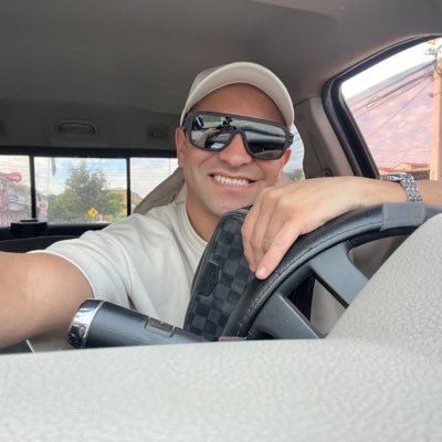 jorge____merino's profile picture. Forjado en el fuego de los negocios 🔥 , code with style 💻,visto como león 🦁. Chileno 🇨🇱 impulsando voces globales desde🇺🇸 con https://t.co/ruVvQeEzVF #votakast