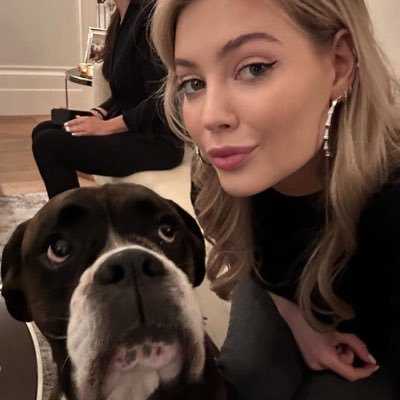 Lynne21701388's profile picture. Forget your troubles and enjoy life.